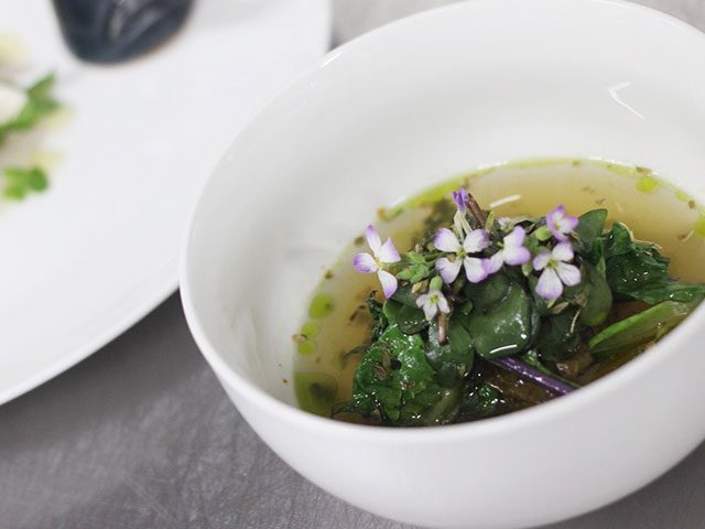 鳥取 アルマーレ 徳吉洋二 Ristorante TOKUYOSHIシェフ